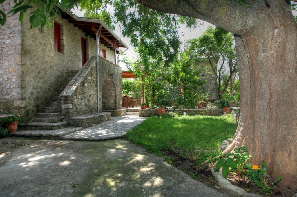 Menelia Cottage Platístoma Kamer foto