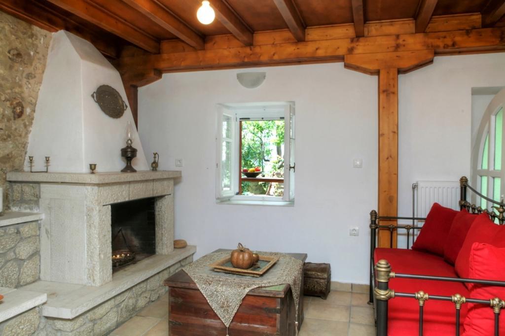 Menelia Cottage Platístoma Kamer foto